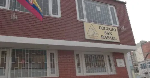 COLEGIO SAN RAFAEL CARRERA 71 62G CON 09 COLEGIO SAN RAFAEL CARRERA 71 62G CON 09